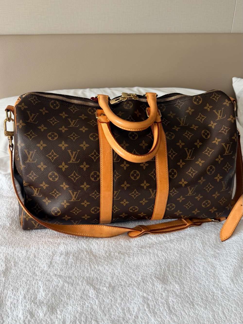 Louis Vuitton Keepall Bandoulière 45 - Picture 4 of 10